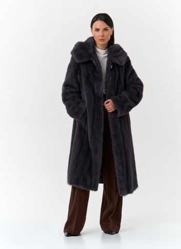 Шуба из меха норки с капюшоном