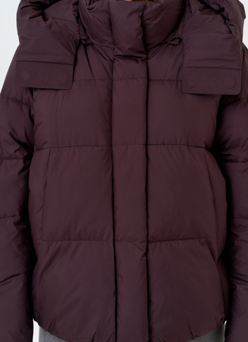 Женский пуховик с капюшоном