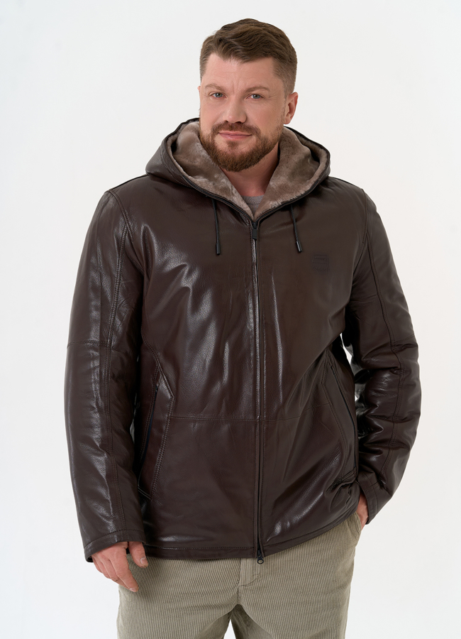 Мужская дубленка коричневого цвета с капюшоном модель № 31777 в рассрочку