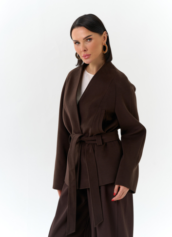 Женское укороченное пальто с поясом