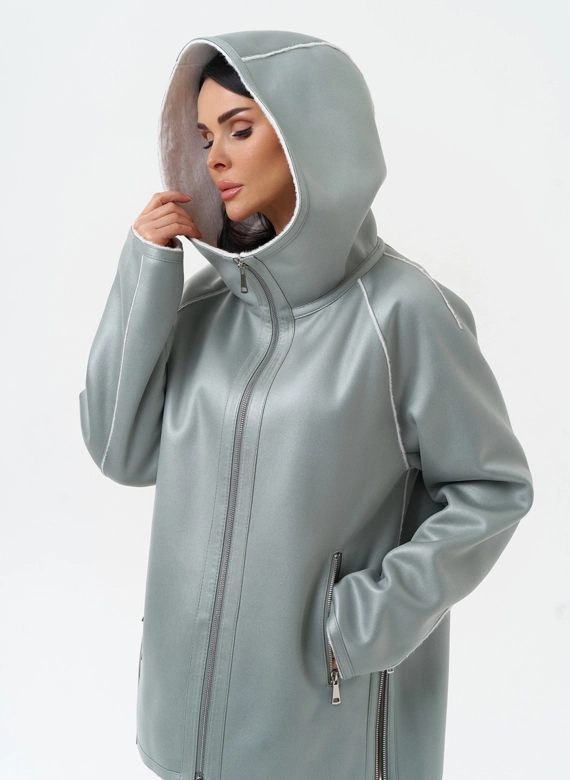 Женская дубленка из эко замши с капюшоном