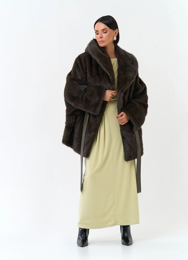 Женская шуба из меха норки с капюшоном модель № 33703 универмаг малина фото