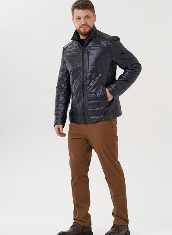 Куртка мужская черного цвета 