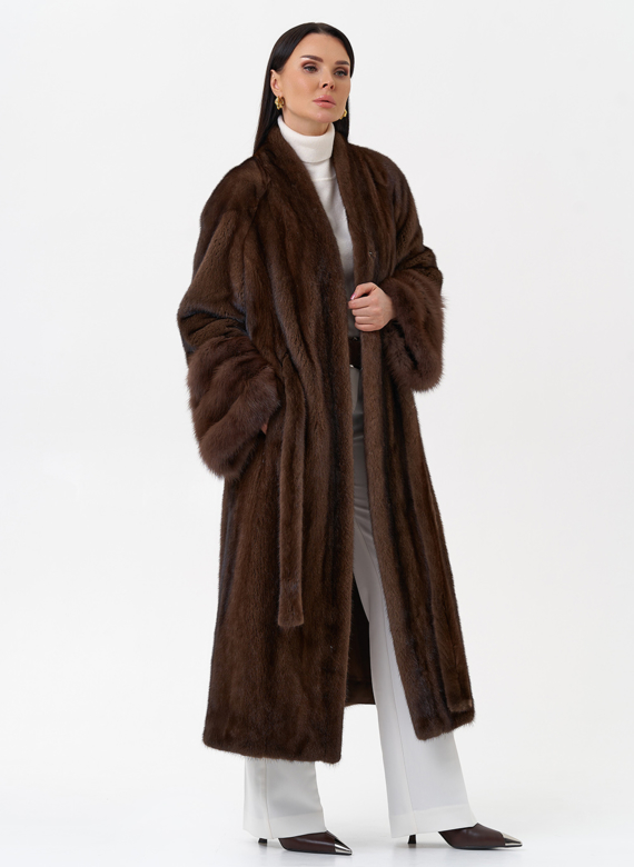 Шуба из скандинавской норки с куницей