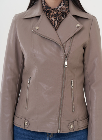 Куртка "косуха" из эко кожи бежевого цвета