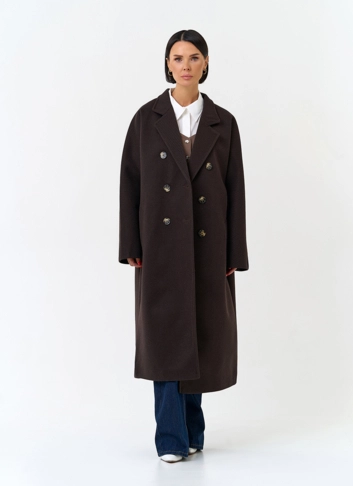 Женское пальто с английским воротником фото