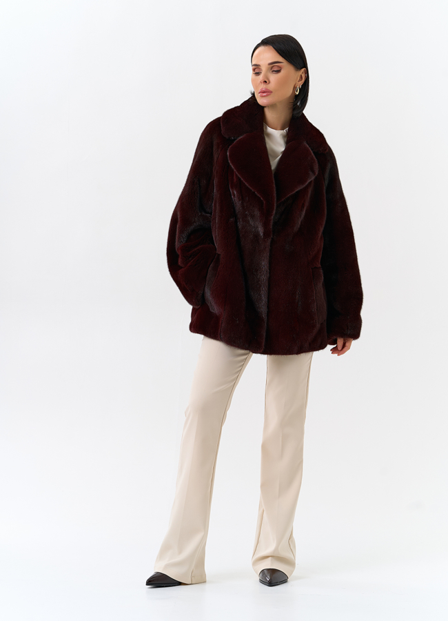 Женская шуба из скандинавской норки с английским воротником модель № 32047 универмаг малина