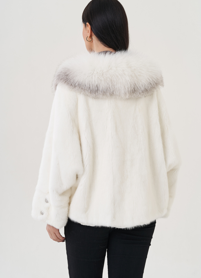 Короткая шуба из норки модель № 29466 универмаг малина