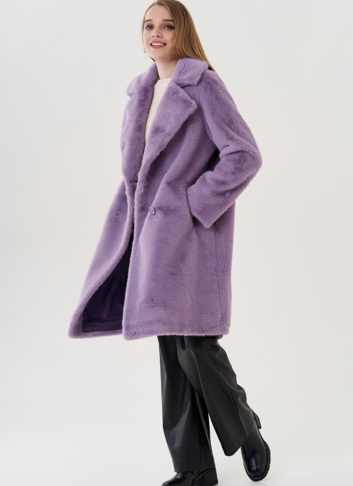 Женское пальто из эко меха на пуговицах