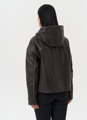 Куртка из натуральной кожи с капюшоном