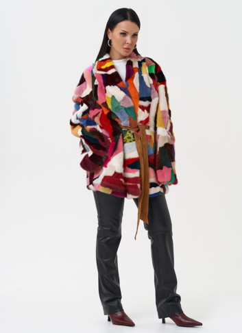 Яркая шуба из меха норки