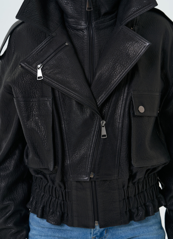 Женская куртка из натуральной кожи