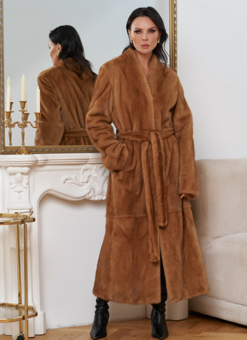 Женская длинная шуба из меха норки